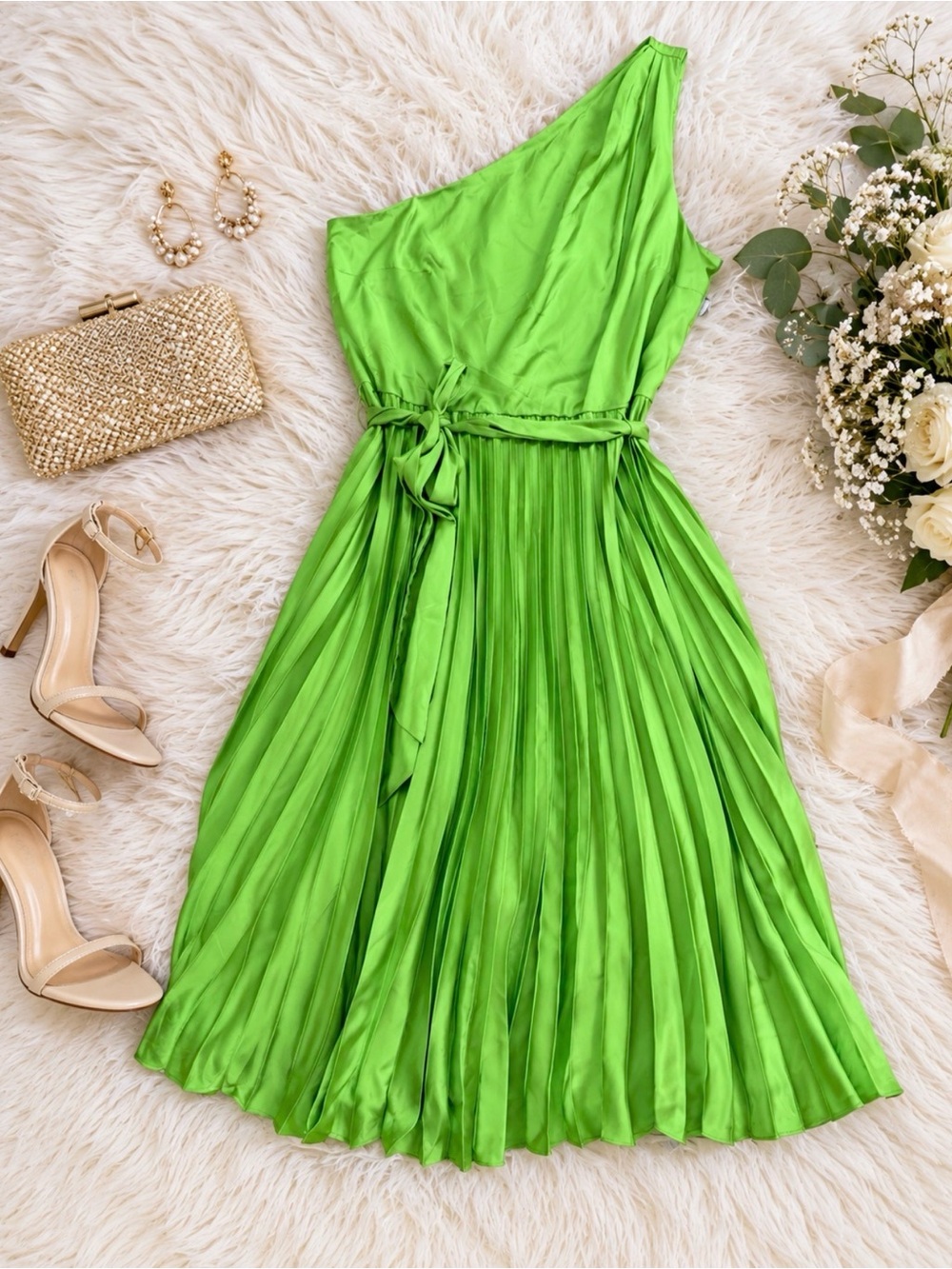 Maggy London One-Shoulder Bright Green Pleated Skirt Dress